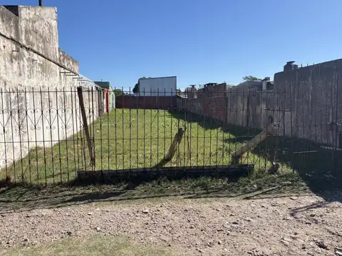 TERRENO sobre AV FORTUNATO DE LA PLAZA APTO CREDITO