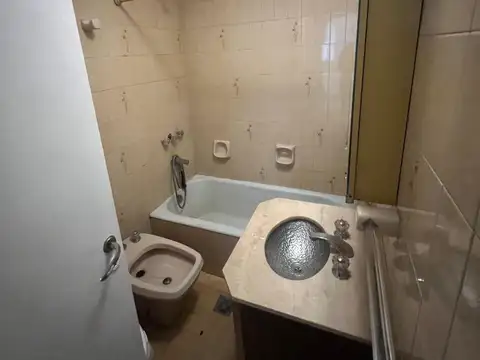 Depto Tipo Casa en Alquiler 55 años