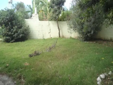 Casa 2 ambientes con 1 baño