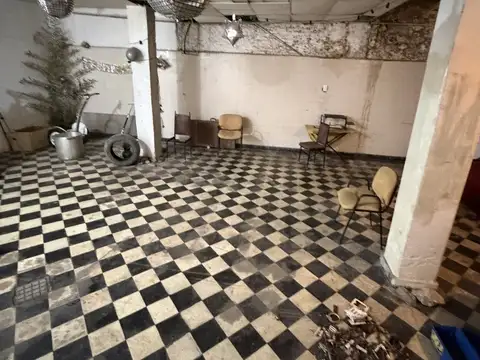 Local en Venta en Almagro, USD 130.000