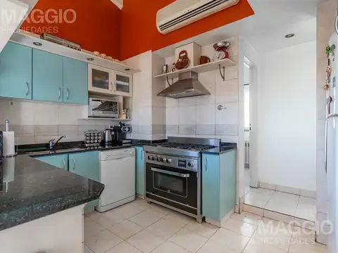 Departamento en Venta con 2 cocheras