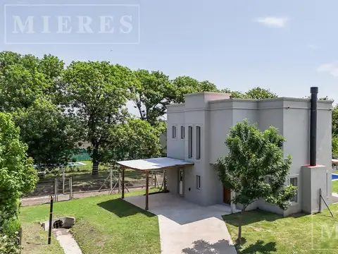 Muy linda casa en venta en Santa Guadalupe, Pilar del Este, Calle Torra 2814