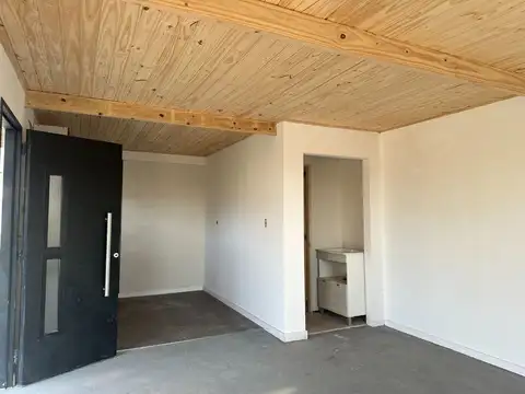 QUINCHO C/ GALERIA Y FOGONERO VENTA A ESTRENAR