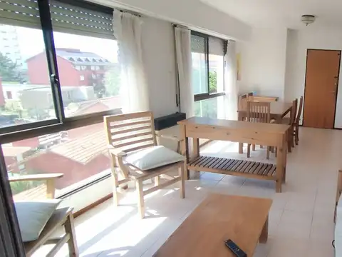 Departamento en Alquiler Temporal en Villa Gesell, $ 200.000