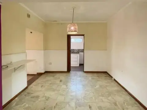 Sucre Entre San Lorenzo y Av. Bordabehere