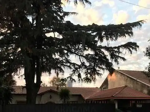 Casa en Venta - Luis Guillon