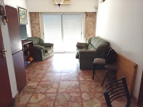 Depto Tipo Casa en Venta de 4 ambientes