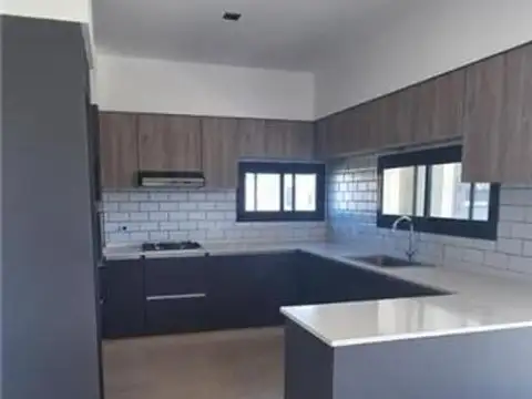 CASAS - CASA - MANZANARES, GRAN BS. AS. NOROESTE