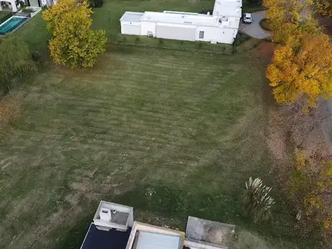 Terreno en Venta 45  mts Fondo