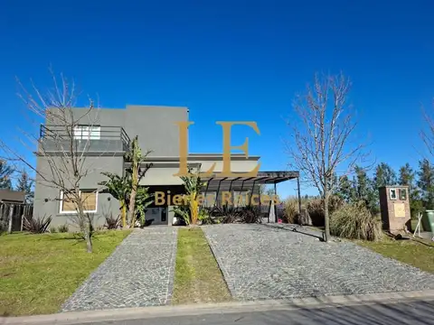 Casa en Venta de 5 dormitorios