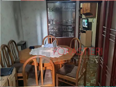 Calle 44 (Juarez) al 5100