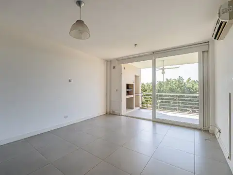 Av. de los lagos 3100 , Piso 1