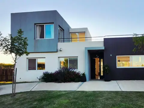 Casa en Alquiler de 3 dormitorios