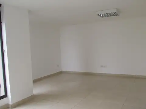 Oficina en Venta en Zona Centro, USD 75.000