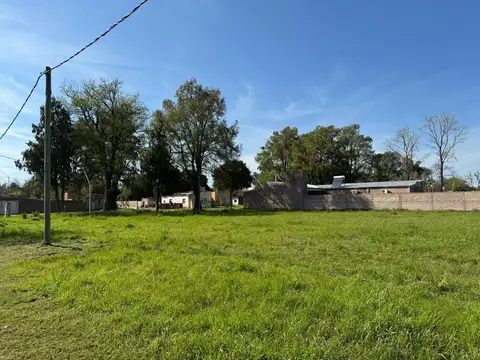 Terreno en Venta en Candioti, USD 12.000