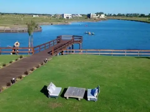 LOTE EN VENTA  DE 691M2 EN BARRIO PRIVADO LAGOS DE CANNING 1