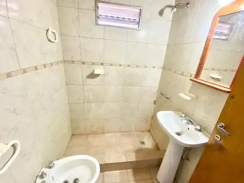 Depto Tipo Casa en Venta al Este
