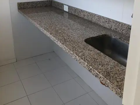 Departamento en Alquiler con 2 cocheras