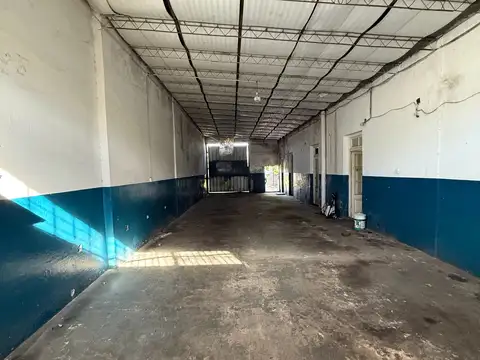 Galpon en Alquiler en Alberdi, $ 950.000
