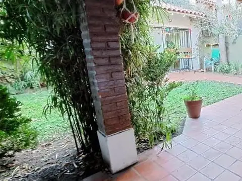 Casa - Venta - Argentina, Morón - LAS BASES 500