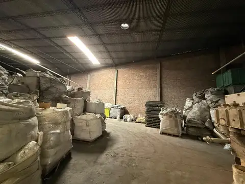 Galpon en Alquiler en Temperley, $ 2.500.000