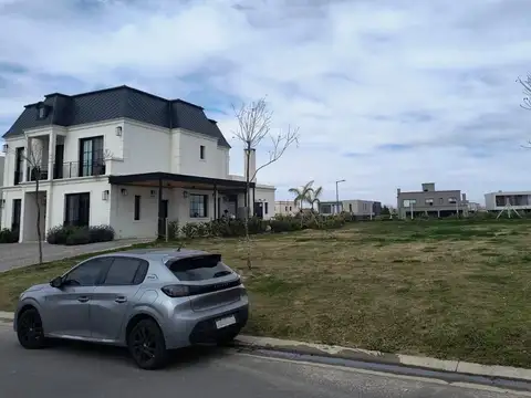 Terreno en Venta en Belen De Escobar, USD 88.000