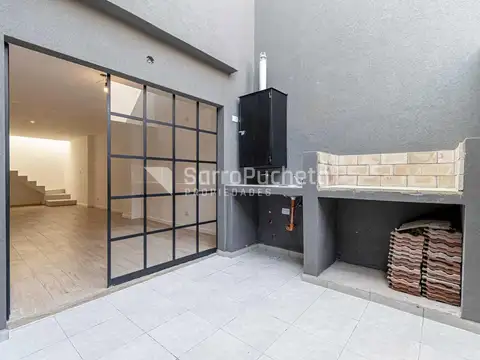 Depto Tipo Casa 6 ambientes con 3 baños