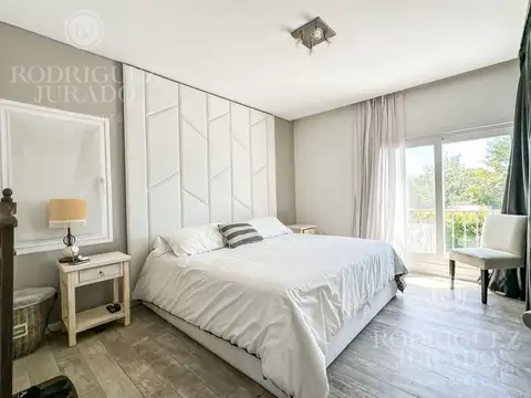 Casa 6 ambientes con 4 baños