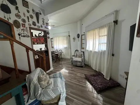 CASA EN VENTA 3 AMBIENTES EN MUNRO! OPORTUNIDAD!