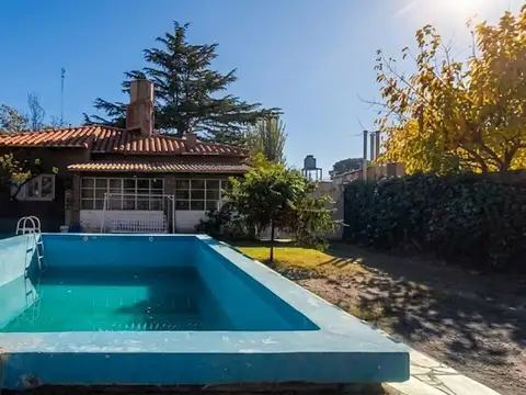 CASA EN VENTA CHACRAS DE CORIA. BARRIO BESARES