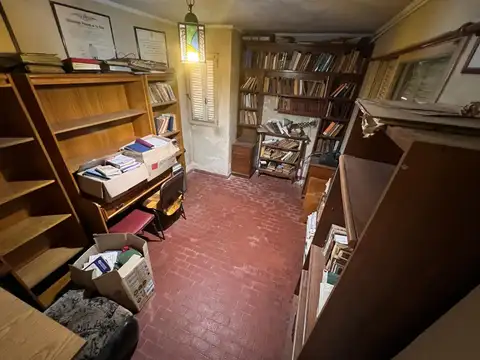 Casa 6 ambientes con 4 baños