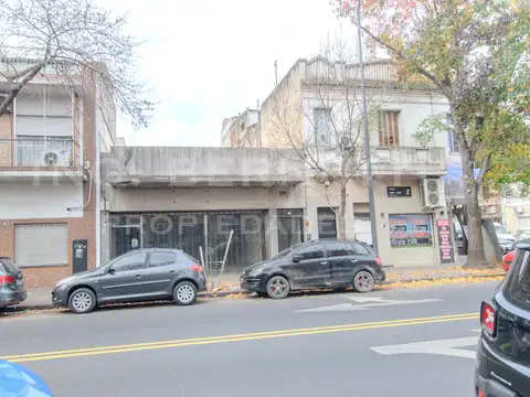 Local en Alquiler en Villa Pueyrredon, $ 2.400.000