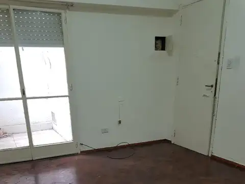 DEPARTAMENTO EN VENTA 2 AMBIENTES SAN TELMO CON PATIO- MUY LUMINOSO