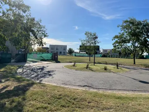 VENTA DE LOTE EN EL CANTON GOLF