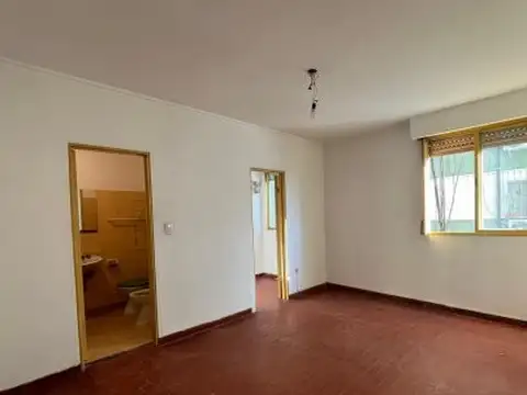 VENTA DEPARTAMENTO 2 AMBIENTES LATERAL - SUPER LUMINOSO - PISO ALTO - ELEODORO LOBOS 200 - CABA...