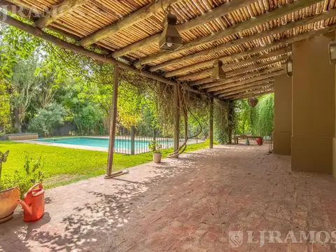 Lindisima casa en venta en Barrio Saint Matthews