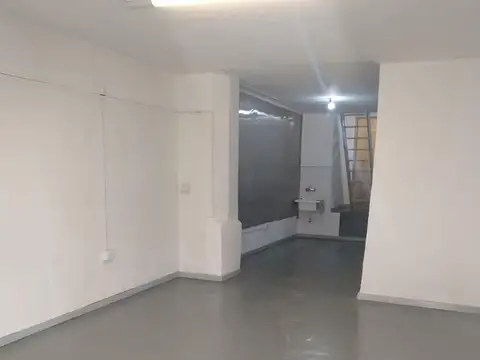 Local en Alquiler en Monserrat, USD 400