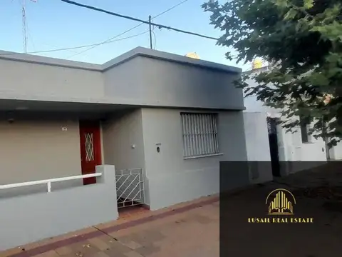 Casa en venta  3 dormitorios c/ cochera en Arroyo Seco