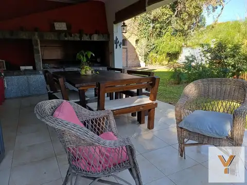Casa en Venta en Barrio Hípico, USD 575.000