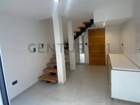 Duplex a estrenar en Luzuriaga, perfecto para inversiones!