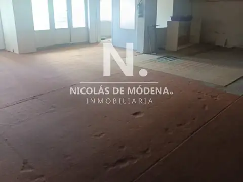 Local en Venta en Península, USD 900.000