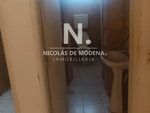 Local en Venta en Península, USD 900.000