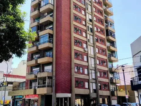 Av. Independencia 3900, Piso 13