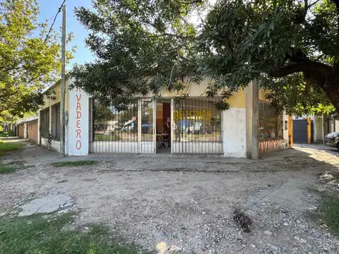 SE VENDE LOCAL COMERCIAL EN SANTO TOME
