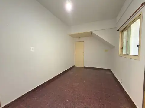 Depto Tipo Casa en Alquiler en Villa Ballester, $ 750.000