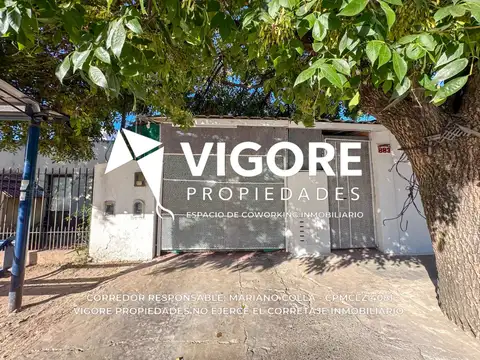 Casa 4 ambientes de 120 m² en venta c/ cochera en Ezeiza