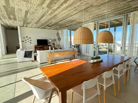 Casa en Alquiler Temporal al Este