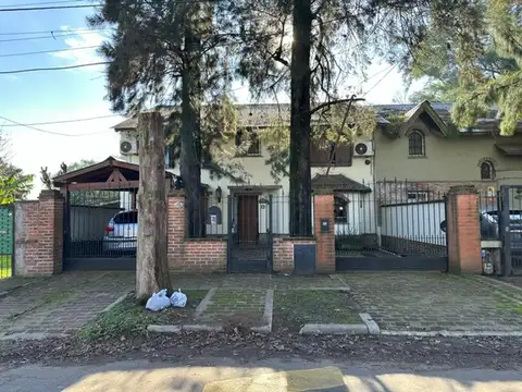 Casa a la venta en Don Torcuato