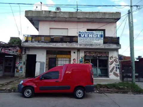 CASA EN VENTA EN ISIDRO CASANOVA