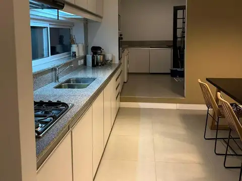 Depto Tipo Casa en Venta de 3 dormitorios